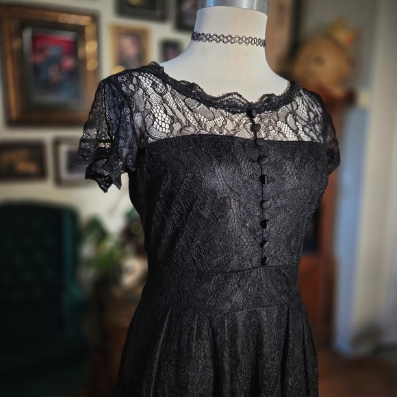 Black Lace Button Front Short Sleeve Midi Dress Goth Punk Alternative Size M - Picture 6 of 7